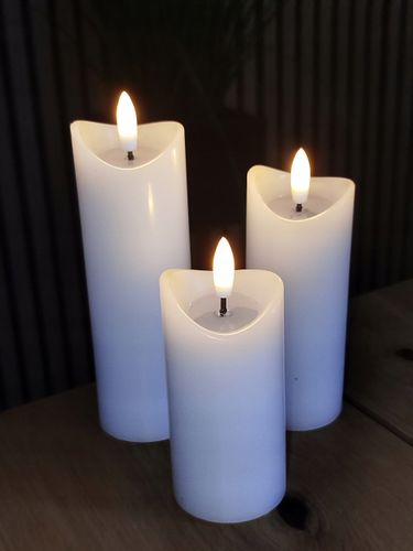 ŚWIECA WOSKOWA LED ŚWIECZKA NA BATERIE OZDOBA Z EFEKTEM PŁOMIENIA 15 CM na Arena.pl