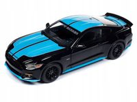 AUTO WORLD FORD MUSTANG PETTY’S GARAGE 2016 Black/Blue 1:18