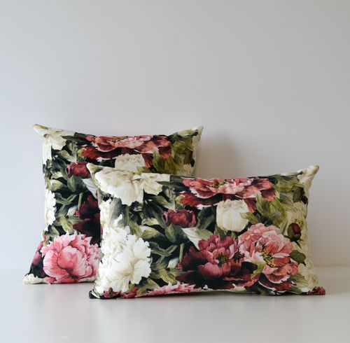 Poduszka dekoracyjna Peonies 01 na Arena.pl