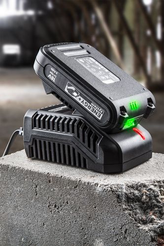 Ładowarka do akumulatorów Energy+ 58G002 GRAPHITE na Arena.pl