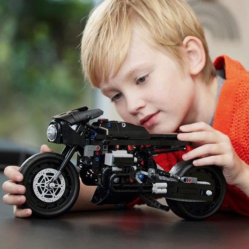 Lego Technic Batman Batmotor 42155 na Arena.pl