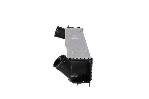 30947/NRF INTERCOOLER BMW E82/E90 3,0/3,0D X1 2,0D na Arena.pl