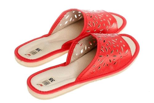 Przewiewne damskie pantofle z ażurowym wzorem pw077 czerwony Obuwie 38 na Arena.pl