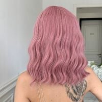 Peruka Damska Peruki Damskie Bob Różowy Kręcone Włosy z Grzywką 14inch