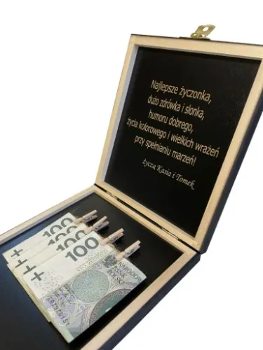 PUDEŁKO NA PIENIĄDZE PREZENT URODZINY 18 -100 LAT na Arena.pl