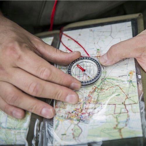 KOMPAS MAPOWY BUSOLA PRZEŹROCZYSTY FOSFORYZUJĄCY HELIKON KOMPAS SCOUT MK2 na Arena.pl