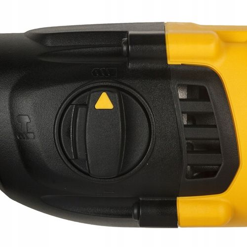 DeWALT MŁOTOWIERTARKA MŁOT 800W SDS-PLUS 2,6J BEZSZCZOTKOWA18V XR na Arena.pl