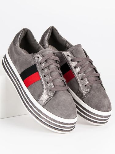 TRAMPKI NA PLATFORMIE VICES Rozmiar - 36 na Arena.pl