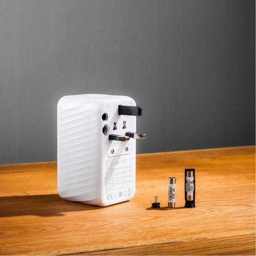 Ladowarka FIXED Voyager World Adapter 3xUSB-C/1xUSB GaN 120W bialy na Arena.pl