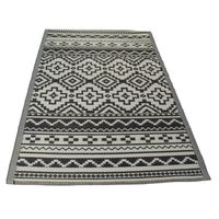Dywan zewnętrzny na balkon i taras 120x180 cm – wodoodporny czarny w stylu boho aztec ES-03A