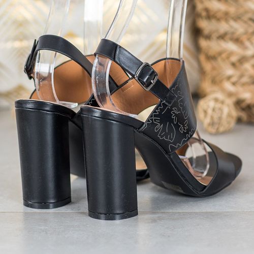 Sandałki Ze Wzorem r.41 na Arena.pl