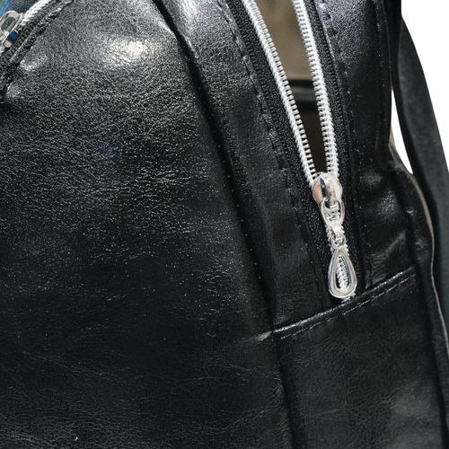 Mały Plecak Czarny z Motywem Pawia – Handmade na Arena.pl