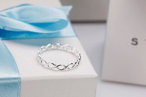 Srebrny pierścionek Staviori na Arena.pl