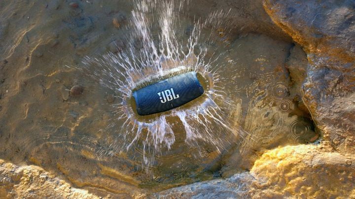 Głośnik przenośny JBL Charge 5 niebieski zdjęcie 13