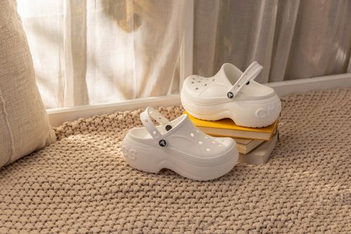 Damskie Buty Chodaki Platforma Koturn Crocs Bella 210062 Clog 39-40 na Arena.pl