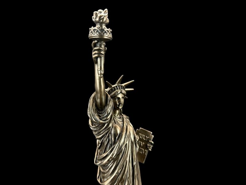 ORYGINALNA RZEŹBA STATUA WOLNOŚCI - VERONESE (WU75727A1) zdjęcie 2