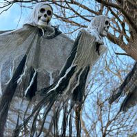 Dekoracja na Halloween szkielet duch z LED
