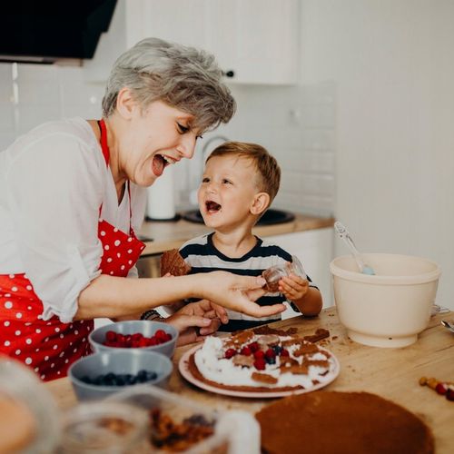 Karton pudełko na tort ciasto 32x32x25 cm BIAŁE opakowanie BARDZO MOCNE na Arena.pl