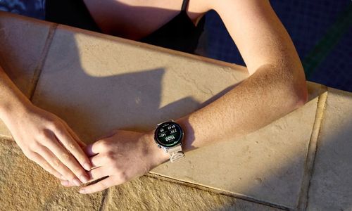 Smartwatch OnePlus Watch Lite Srebrny na Arena.pl