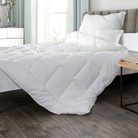 Kołdra całoroczna antyalergiczna 140x200 biała