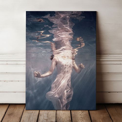 Obraz na płótnie głębia pod wodą 70x100 cm na Arena.pl