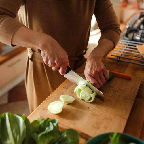 FISKARS NÓŻ TYPU SANTOKU DO SIEKANIA 1057536 na Arena.pl