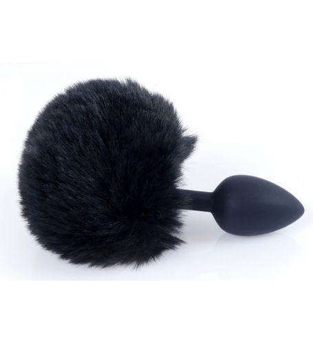 Korek z czarnym puszkiem na Arena.pl