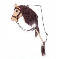 Hobby Horse A3 Koń na kiju Hoppihorse z lejcami beżowy akcesoria w zestawie