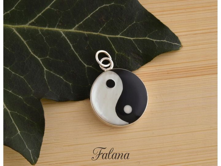 WISIOR YIN YANG DOBRO I ZŁO SIŁY WSZECHŚWIATA w0572 zdjęcie 5