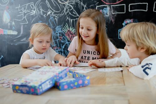 Gra Namierz To na Arena.pl