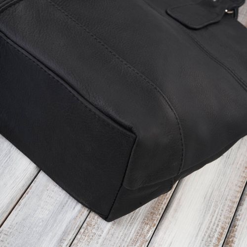 torebka damska skórzana duża czarna na ramię praktyczna pojemna abruzzo na Arena.pl