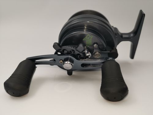 kołowrotek podlodowy  IRON WOLF  PRO 35 na Arena.pl