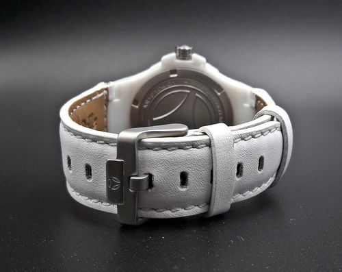 MOMO Design Tempest Lady MD2104WT-22 na Arena.pl
