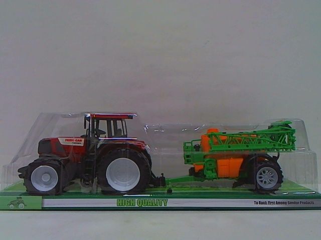 Traktor z opryskiwaczem 64241 zdjęcie 1