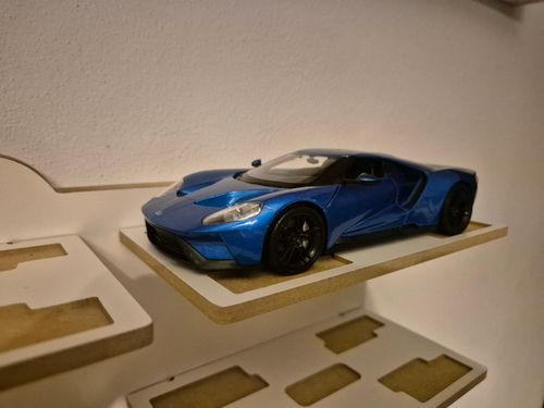 Regał ekspozytor na modele aut w skali 1 do 24 gablota organizer skala 1:24 na Arena.pl