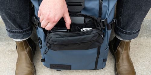 Torba fotograficzna Wandrd Tech Pouch Medium niebieska na Arena.pl