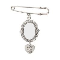 Owalna broszka - agrafka z zawieszka w kształcie serca do sublimacji