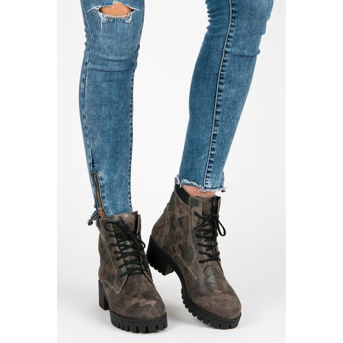 Sznurowane Botki Z Protektorem r.39 na Arena.pl