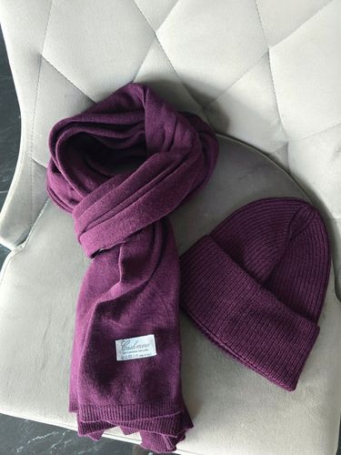 Szal + czapka 50 % kaszmir 50 % wełna : komplet na Arena.pl