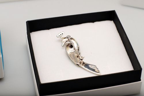 Srebrna broszka Staviori na Arena.pl