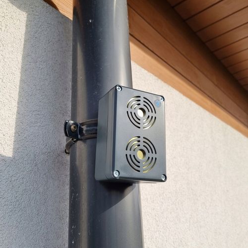 BATERYJNY ODSTRASZACZ GRYZONI KUN SZCZURÓW MYSZY NA BATERIE OB2 VIANO na Arena.pl