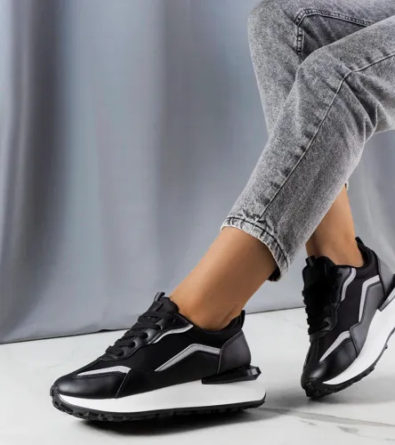Czarne sneakersy na platformie Ada 41 na Arena.pl