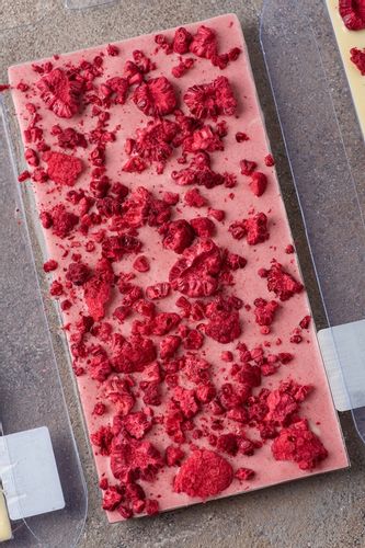 Malina liofilizowana grys 100g Owoce MALINY na Arena.pl