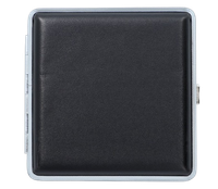 Metalowa Papierośnica Pokryta Gładką Ekoskórą w Czarnym Jednolitym Kolorze