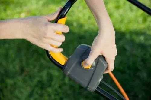 POTĘŻNY WERTYKULATOR AERATOR DO TRAWY ELEKTRYCZNY STIGA SV 213 XXL na Arena.pl