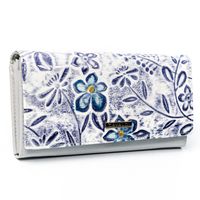 pojemny portfel damski wykonany ze skóry naturalnej i ekologicznej