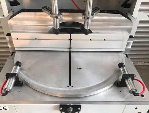 Półautomatyczna przecinarka Piła tarczowa do cięcia profili 500mm ze stołam na Arena.pl