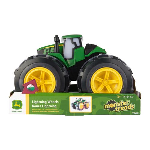 Traktor, świecące opony. Tomy na Arena.pl