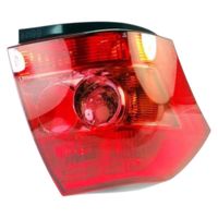 LAMPA TYLNA PRAWA TOYOTA COROLLA IX 2000 2001 2002 2003 2004 2005 2006 2007