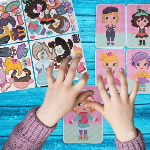 Książka układanka magnetyczna Lalka Ubieranie Dziewczynki Puzzle dla Dzieci na Arena.pl